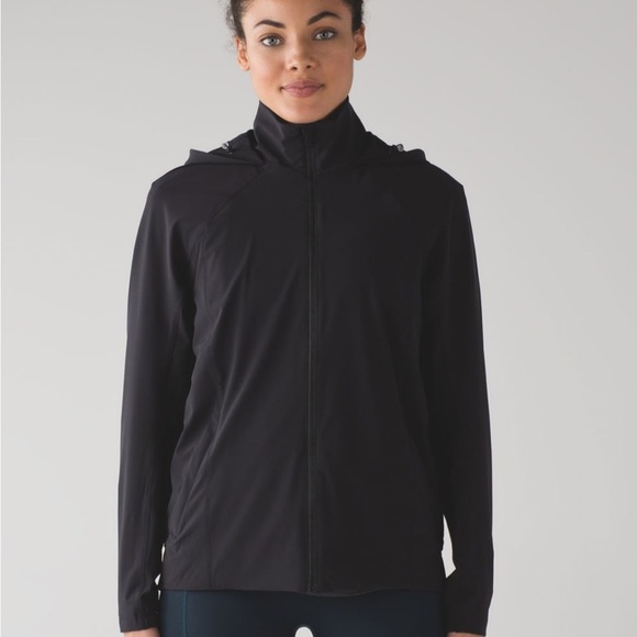 LULULEMON | Step to it Jacket * Black * 4 - Picture 2 of 10